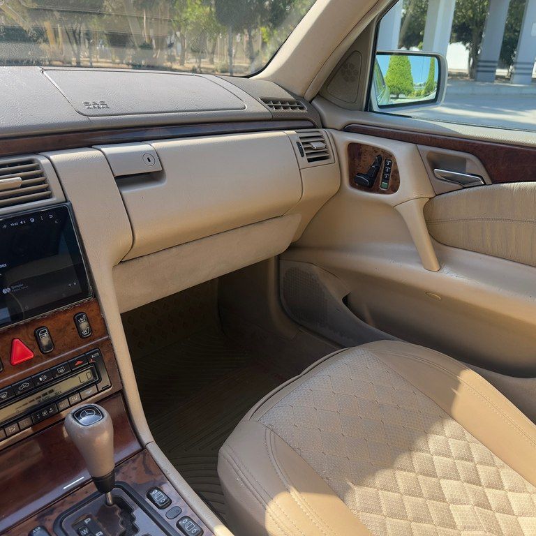 Mercedes E 320, 3.2 L, 1998 il, 311 000 km — Avtomobillər, Bakı (8)