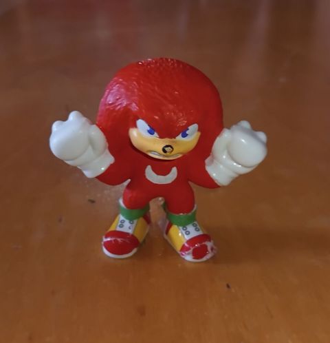 Məhsul: Sonic the Hedgehog dünyasından Knuckles fiquru - Material — Digah