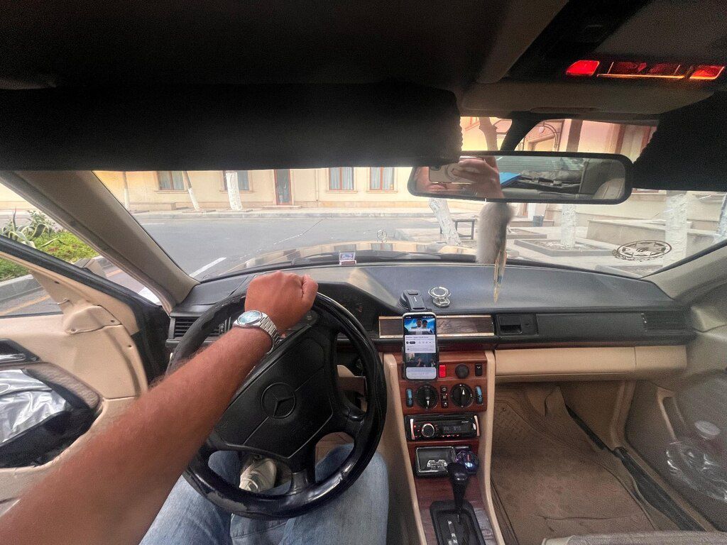 Mercedes 220 E, 2.2 L, 1993 il, 600 000 km — Avtomobillər, Bakı (3)