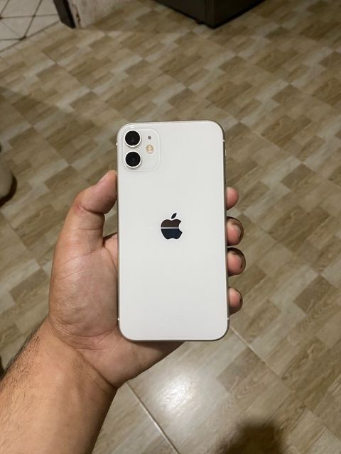 Apple iPhone 11 White 128GB/4GB — Masallı