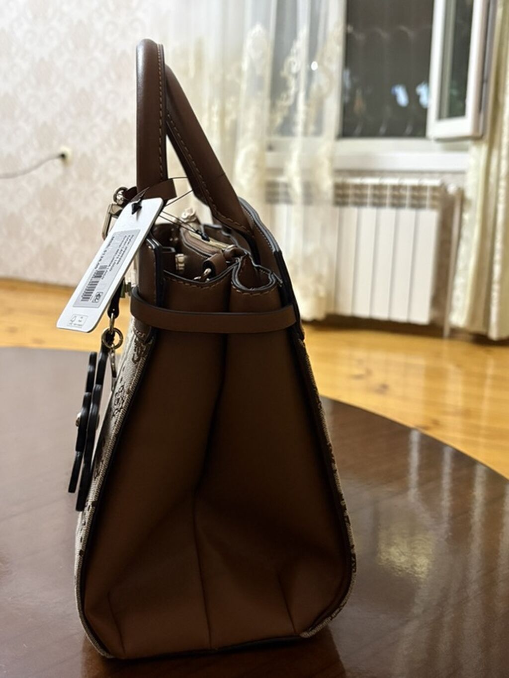 Guess qadın çantası - Model: Top-handle çanta, çıxarıla bilən uzun — Çantalar, Sumqayıt (2)
