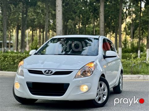 Hyundai i20, 1.4 L, 2012 il, 223 256 km