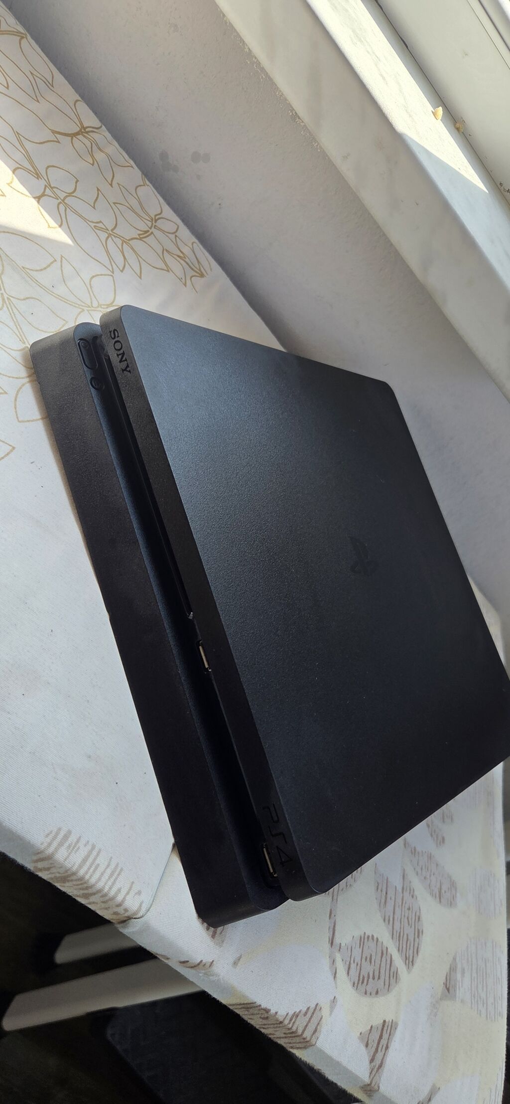 PlayStation 4 (PS4) Slim komplekt - Konsol: PS4 Slim, qara rəng — Elektronika, Bakı (10)