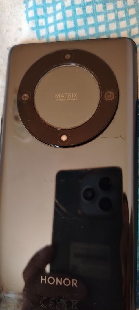 Honor X9a, 128 GB, rəng - Qara, Qırıq