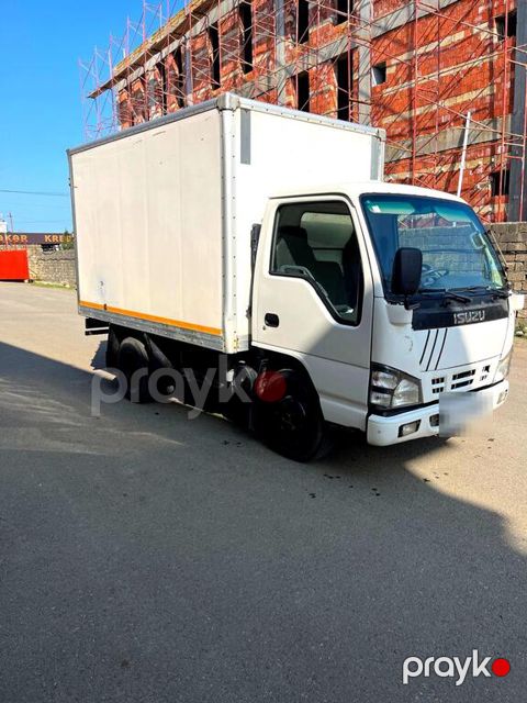 Isuzu NKR 55 E, 2.8 L, 2008 il, 260 000 km