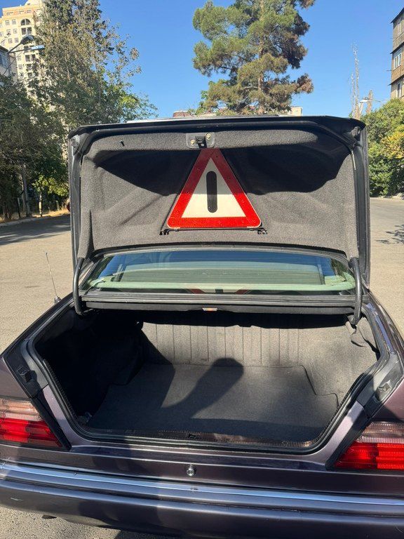 Mercedes 220 E, 2.2 L, 1993 il, 210 756 km — Avtomobillər, Bakı (6)