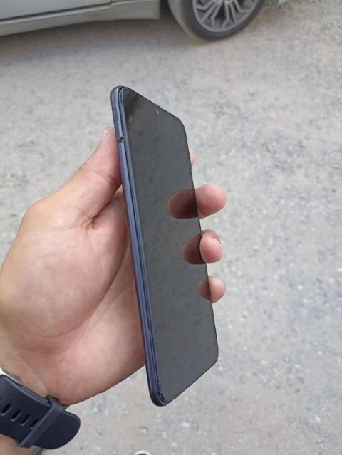 Redmi 9 C 64 yaddaş 4 ram nömrəyə zəng edin yazın burda yazmayın — Bakı