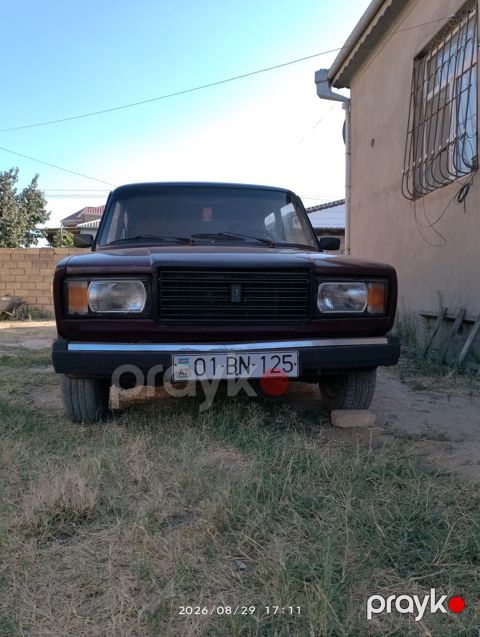 VAZ (Lada) 2107: 1.6 l 2003 il 92316 km Sedan — Bakı