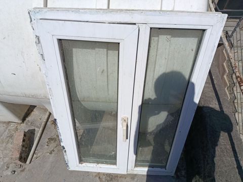 İşlənmiş İkiqat şüşə paketi Plastik pəncərə, Еni: 80 sm, Uzunluğu: 112 sm — Bakı