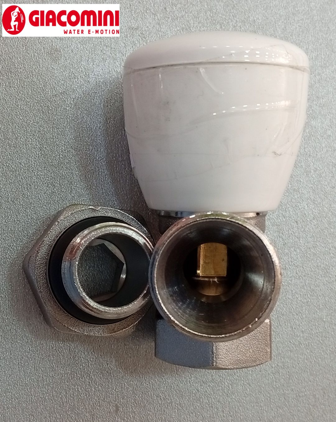 Ventil Radiator Köşə Giacomini — Kranlar və mıxaçlar, Bakı (6)