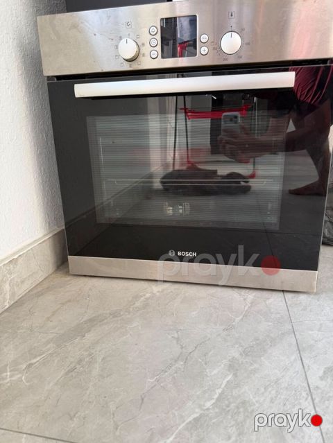 *350azn* Bosch mebel içi soba satilir.Tam islekdir.Unvan
