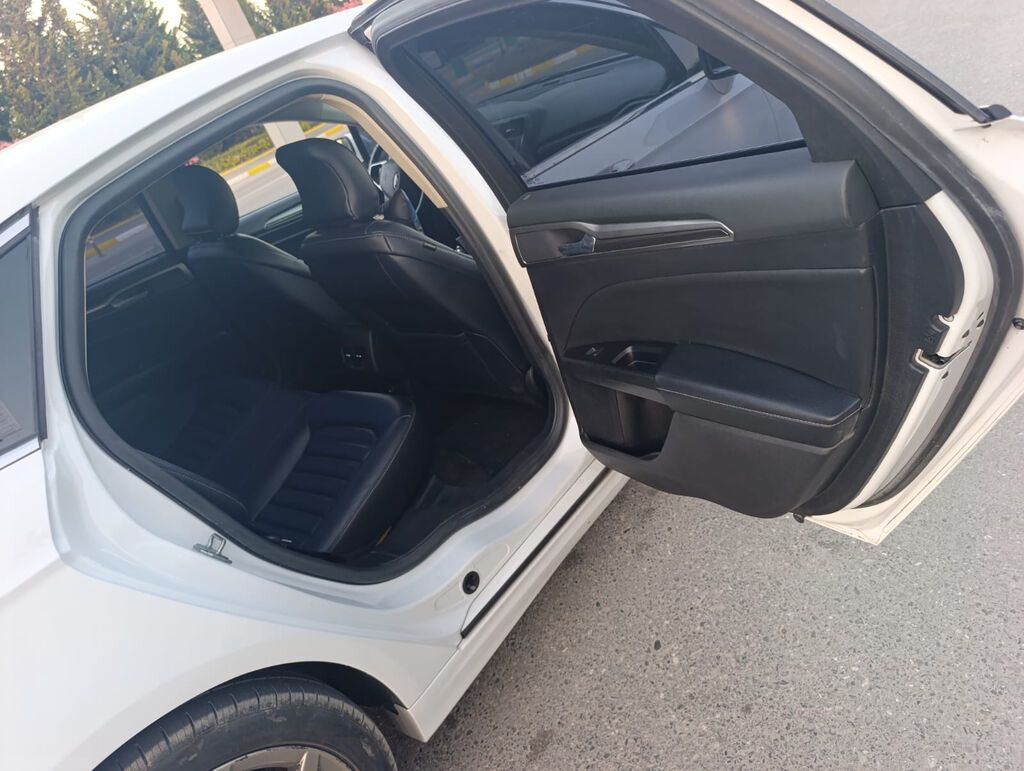 Ford Fusion: 1.5 l 2018 il 163000 km Sedan — Avto, Bakı (5)