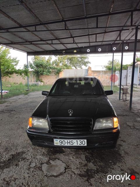 Mercedes C 220, 2.2 L, 1995 il, 500 000 km