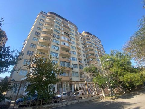 3 otaqlı, Yeni tikili, 137 kv. m — Bakı