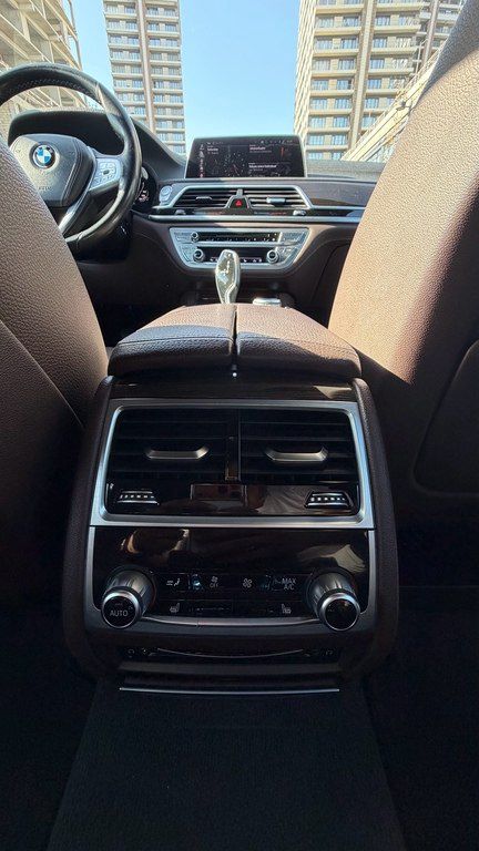 BMW 740, 3.0 L, 2019 il, 145 000 km — Avtomobillər, Bakı (11)