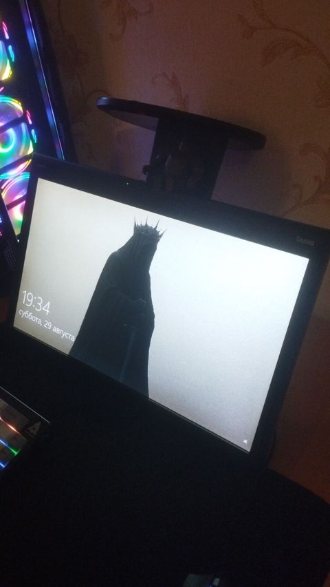 Benq monitor cox dozumludur 75hz di problemi yoxdur satilir is — Sumqayıt
