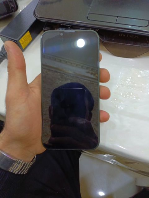 IPhone 13, Yaşıl — Gəncə