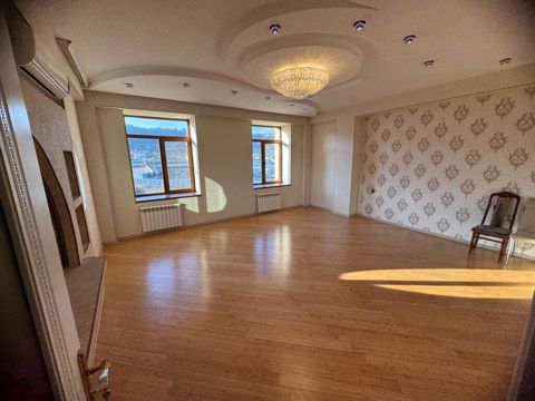 3 otaqlı, Yeni tikili, 115 kv. m — Bakı