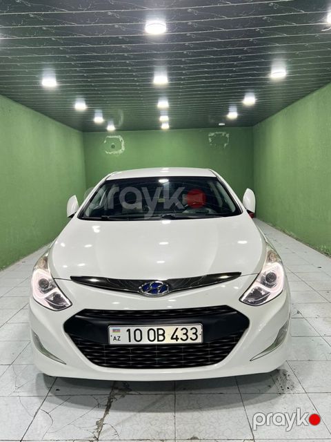 Hyundai Sonata, 2.0 L, 1.4 kWh, 2011 il, 129 000 km