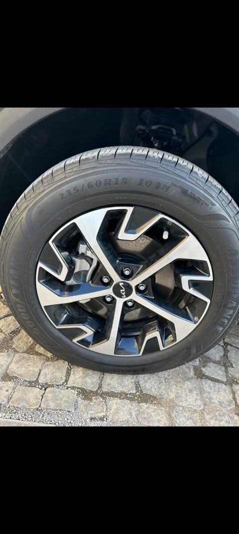 Kia Sportage 2025 təkəri 235/60 R18 — Bakı