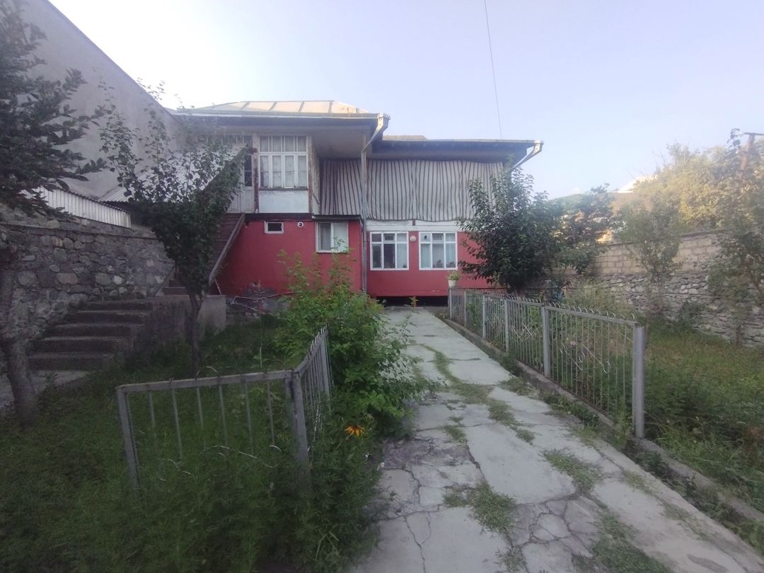 Həyət evi, Şəki r — Ev, villa, Şəki