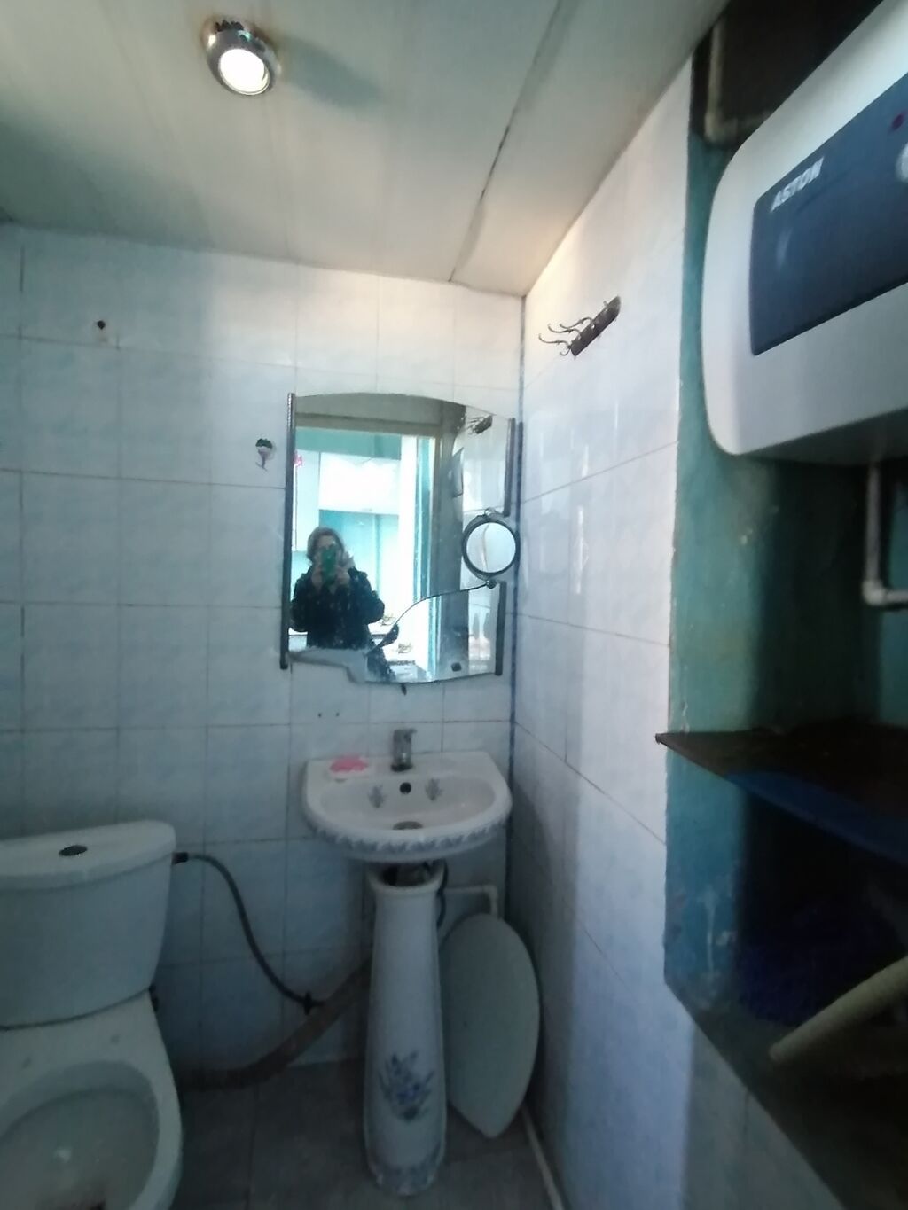 Bakixanov qəs stansiyaya yaxın mərkəz yolda ostanovkanın arxasında — Daşınmaz əmlak, Bakı (7)
