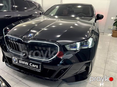 BMW 530e, 2.0 L, 19.4 kWh, 2024 il, 29 500 km