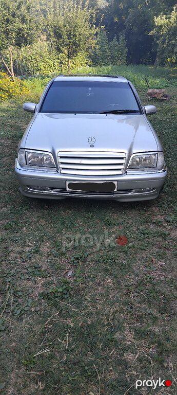 Mercedes C 200, 2.0 L, 1999 il, 270 657 km