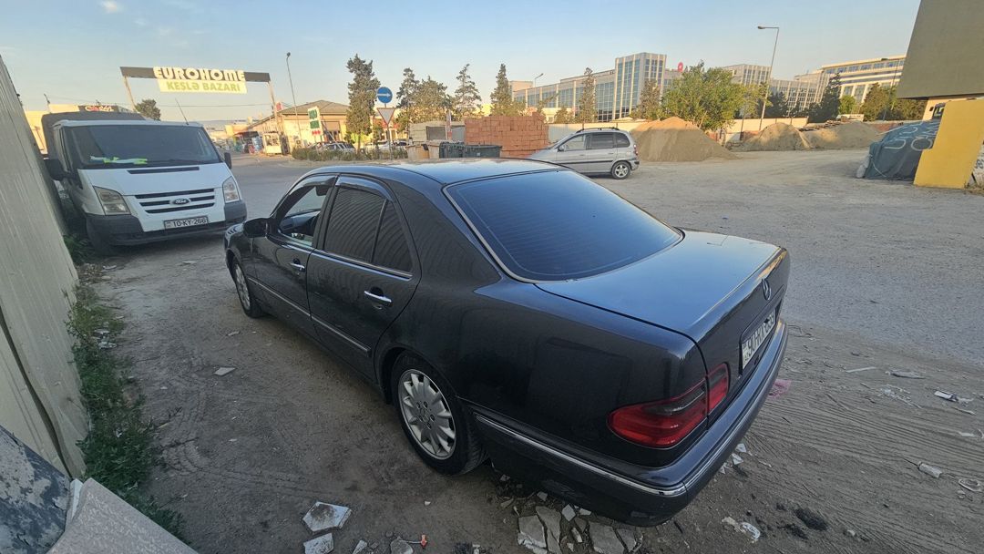 Mercedes E 240, 2000 il — Avtomobillər, Bakı (4)