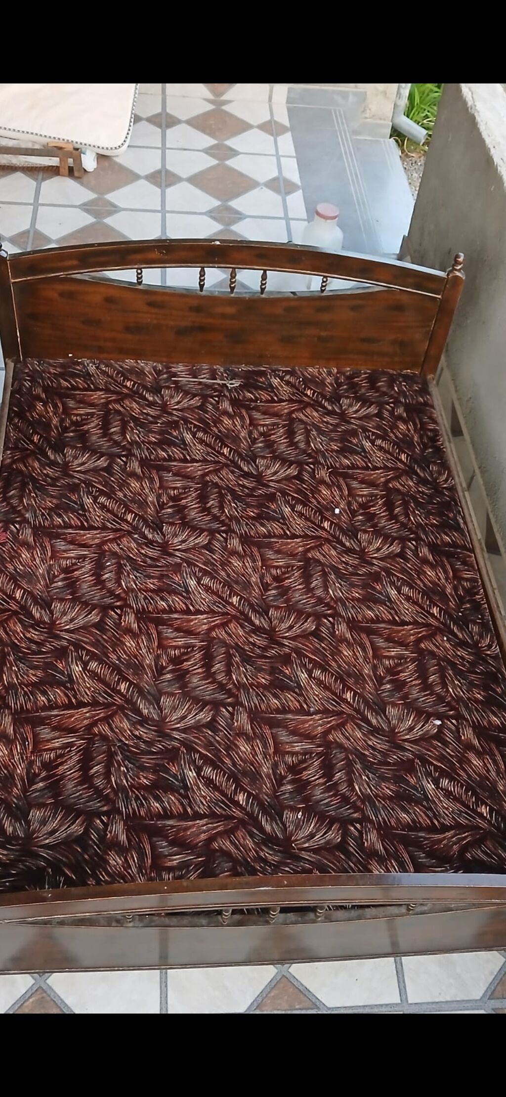 Taxta çarpayı və döşək dəsti - Material: möhkəm ağac karkas, klassik — Mebel, Tərtər