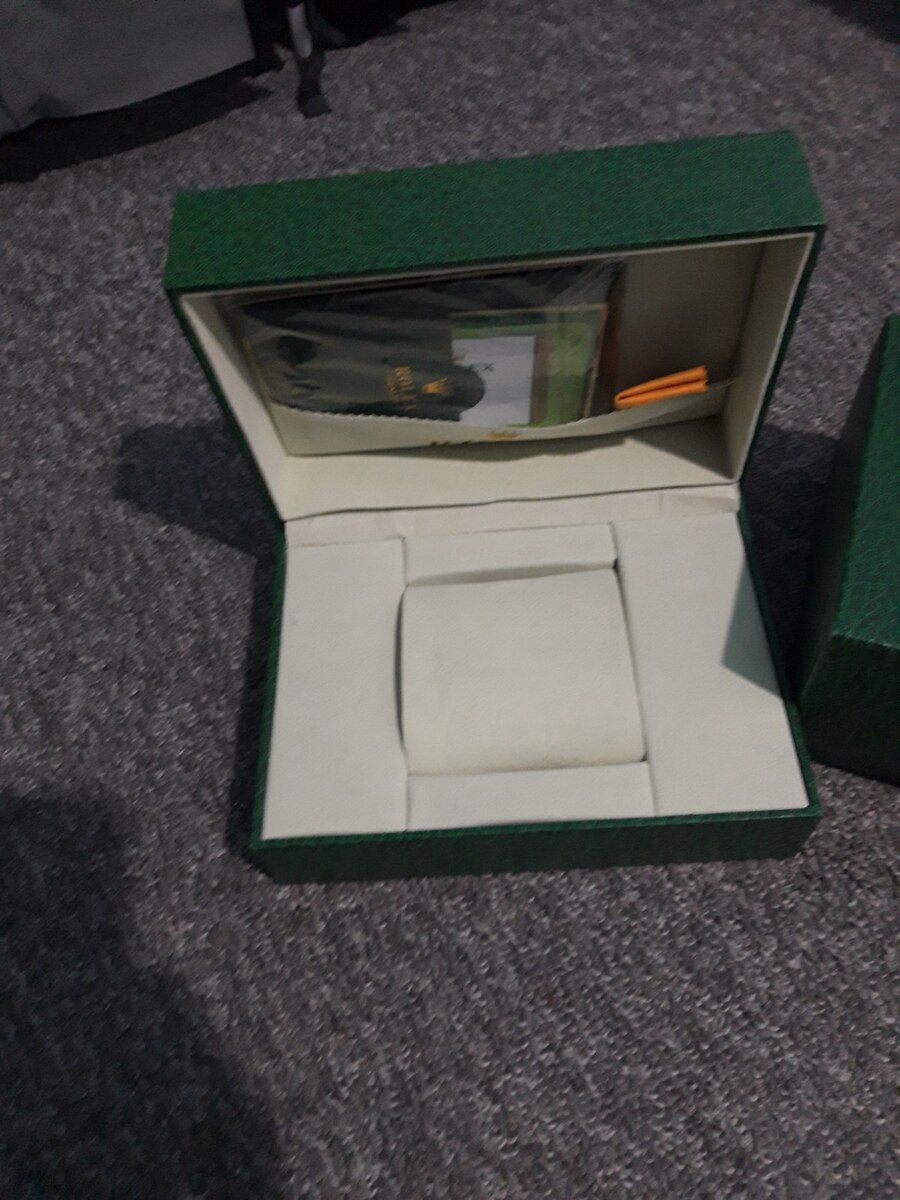 Rolex saat qutusu və sənədləri — Şəxsi əşyalar, Bakı (5)
