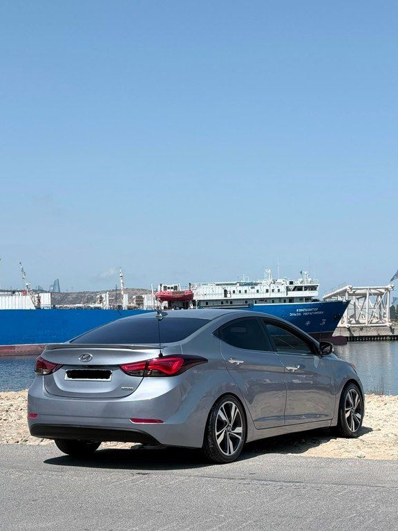 Hyundai Elantra, 1.8 L, 2015 il, 170 500 km — Avtomobillər, Bakı (7)