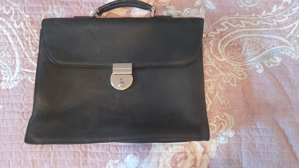 Canalı kişi sənəd çantası – İtaliyada hazırlanıb. - Material — Çantalar, Bakı
