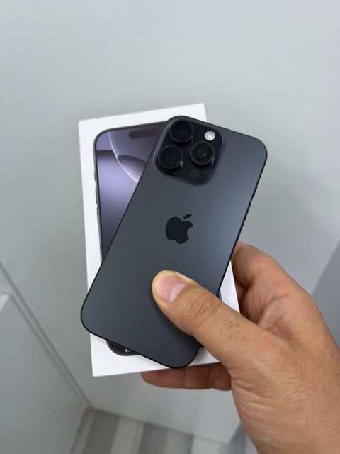 Apple iPhone 16 Pro Black Titanium 128GB/8GB — Bakı