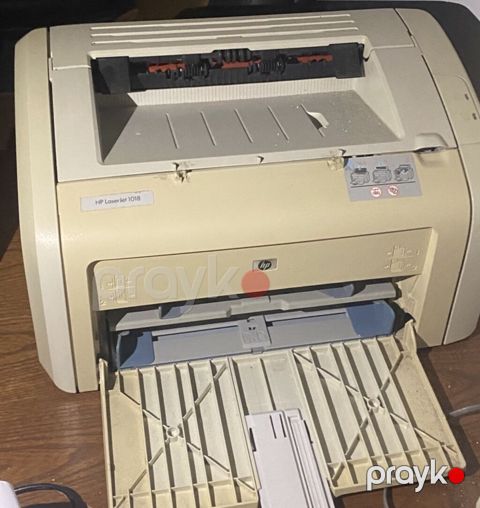 HP LaserJet 1018 lazer printer - Növlü: Monoxrom (qara-ağ) lazer — Bakı