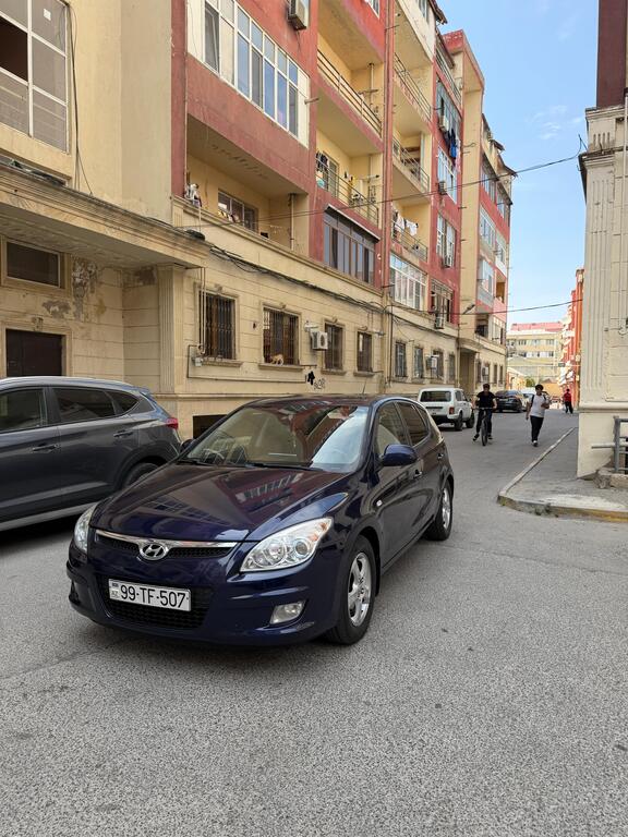 Hyundai i30, 2.0 L, 2008 il, 301 800 km — Avtomobillər, Bakı (4)
