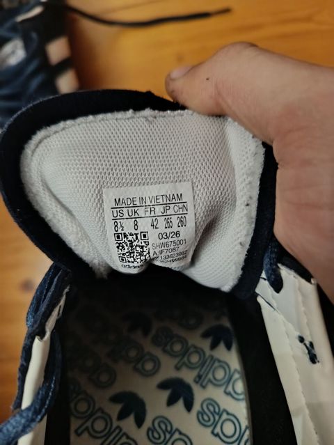 Məhsul: Adidas Handball Spezial kişi krossovkaları - Model: Adidas — Sumqayıt