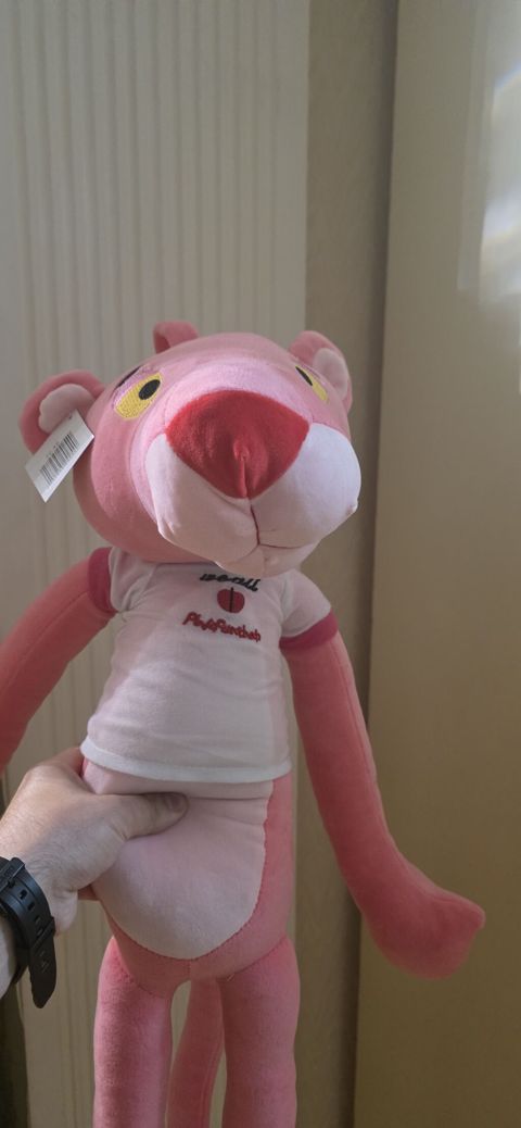 Pembe Panter plyuş oyuncağı - Rəng: çəhrayı/pembe tonları, ağ detal — Bakı