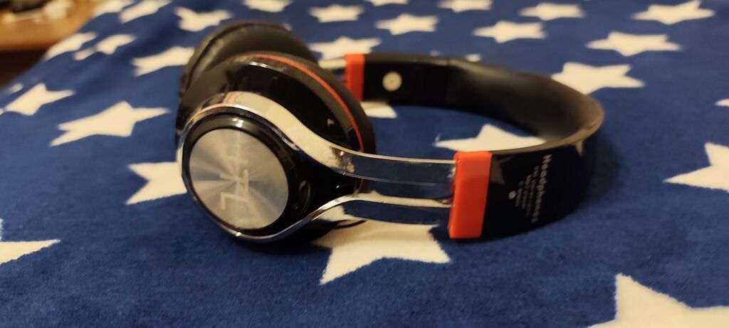 İşlənmiş Simsiz (Bluetooth) Qulaqcıqlar, rəng - Qara — Qulaqcıqlar, Sumqayıt (2)