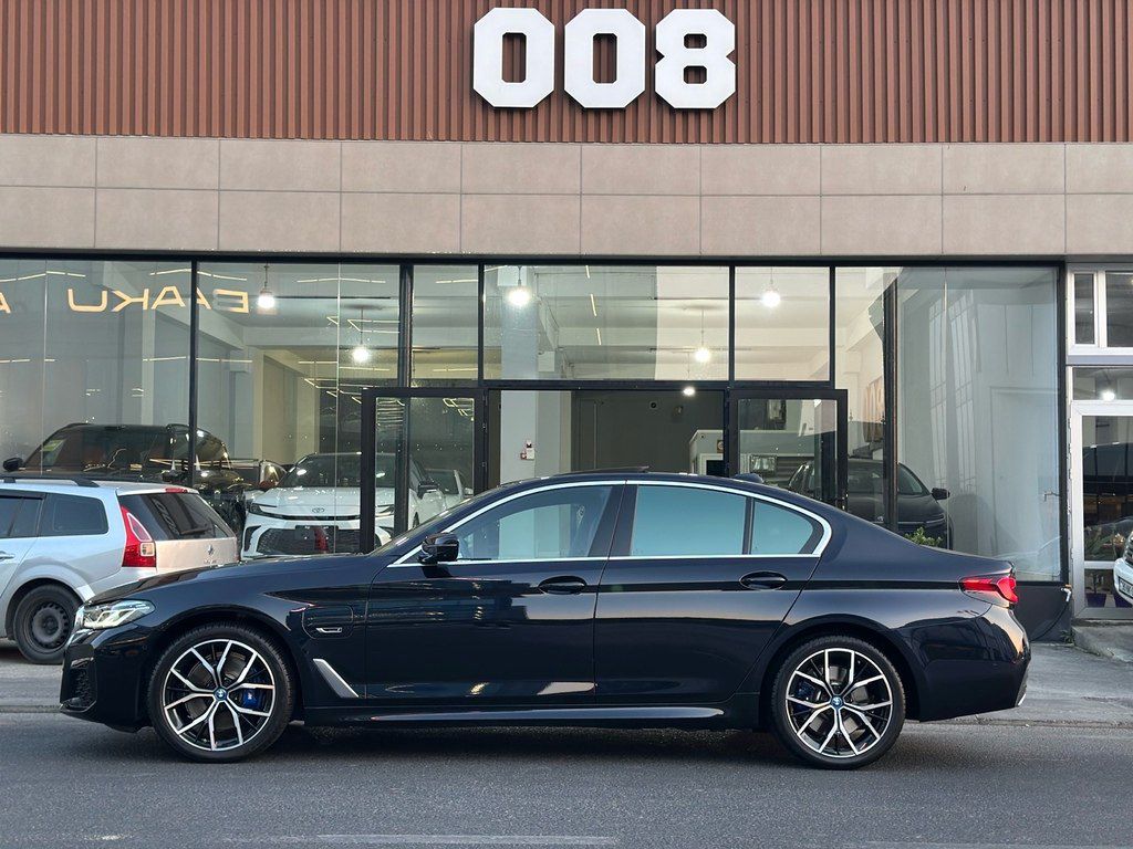 BMW 530e, 2.0 L, 12 kWh, 2022 il, 72 000 km — Avtomobillər, Bakı (7)