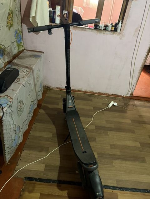 Elektrik skuter - Şəhərdaxili rahat və səssiz hərəkət üçün elektrikli — Bakı