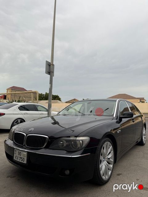 BMW 750, 4.8 L, 2007 il, 309 000 km