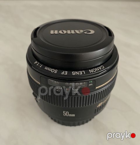 Canon EF 50mm f/1.4 USM — Satılır Əla və səliqəli vəziyyətdədir — Bakı