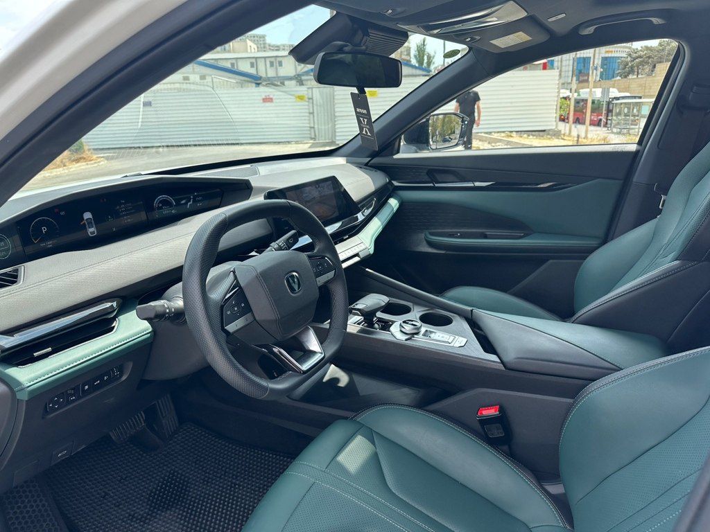 Changan Uni-V iDD, 1.5 L, 18.4 kWh, 2024 il, 13 500 km — Avtomobillər, Bakı (9)