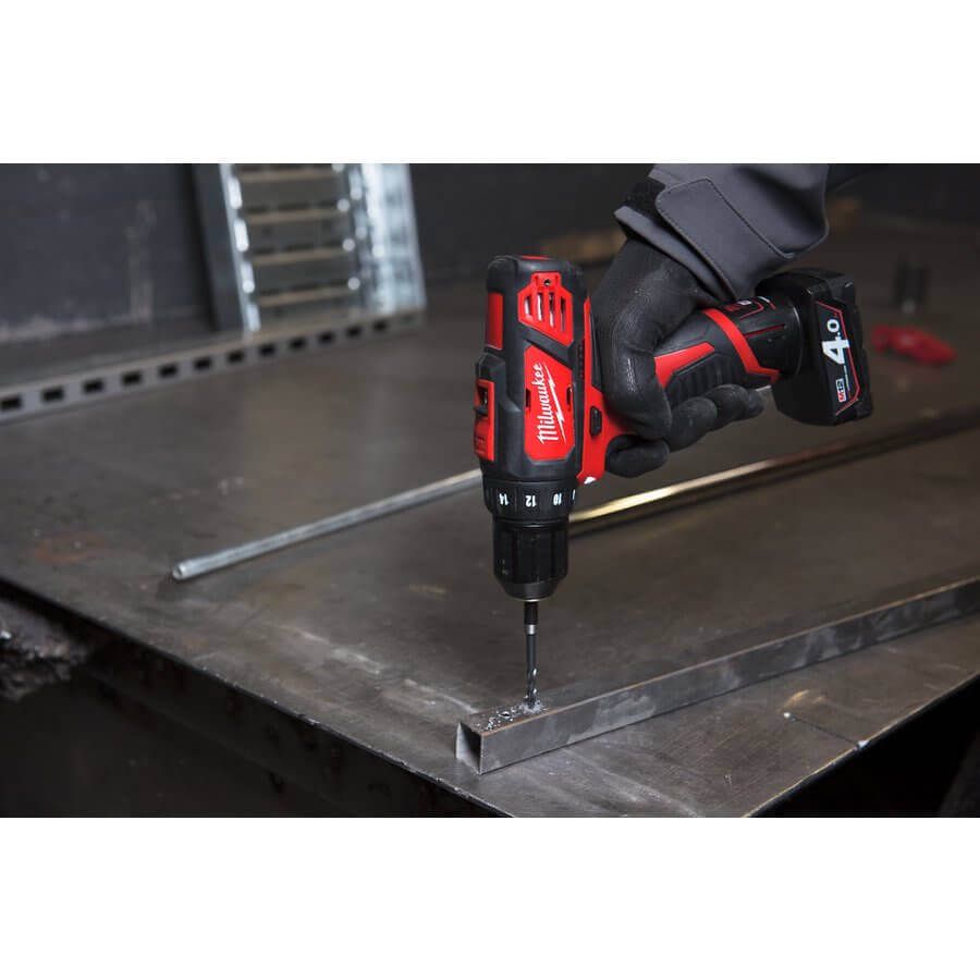 Drel-şurup bağlayan Milwaukee M12BDD-402C (CASE+2X4.0) — Təmir və inşaat, Bakı (3)