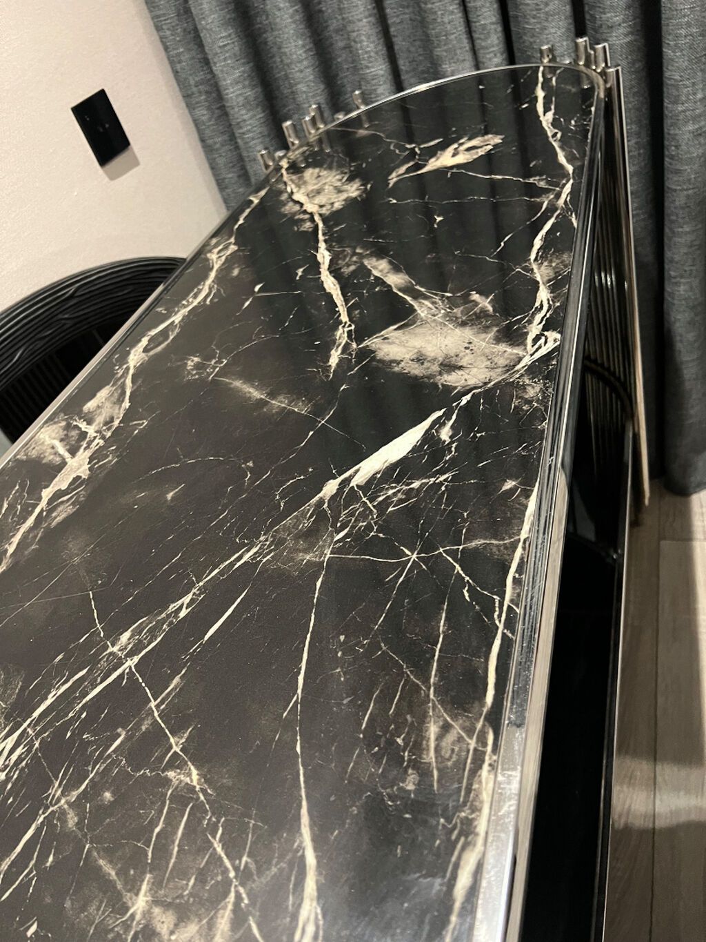 Yeni, Güzgülü — Mebel, Bakı (2)