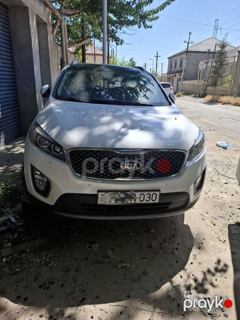 Kia Sorento: 2.2 l 2015 il Krossover