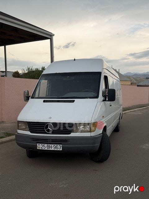 Mercedes Sprinter 412, 2.9 L, 1999 il, 340 000 km