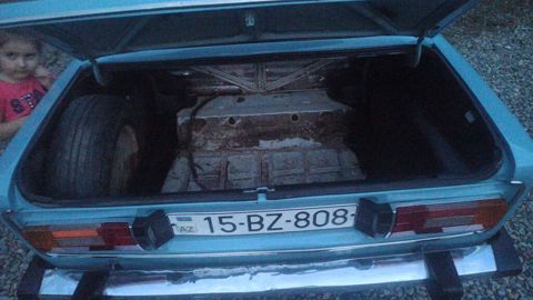 VAZ 2106 sedan - Göy rəngli klassik kuzov, 4 qapı - Ön barmaqlıqda — Samux