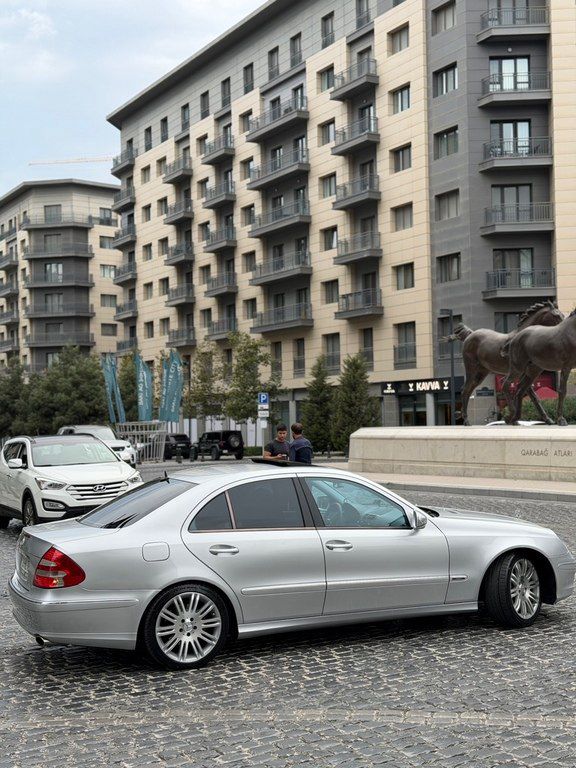 Mercedes E 350, 3.5 L, 2006 il, 300 000 km — Avtomobillər, Bakı (4)